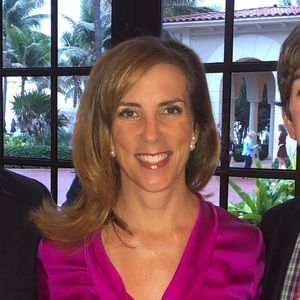 Meet your Posher, Shana